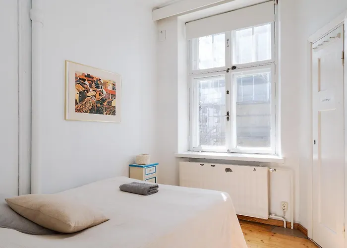 Vintage 1Br Apt In Kamppi With Perfect Location