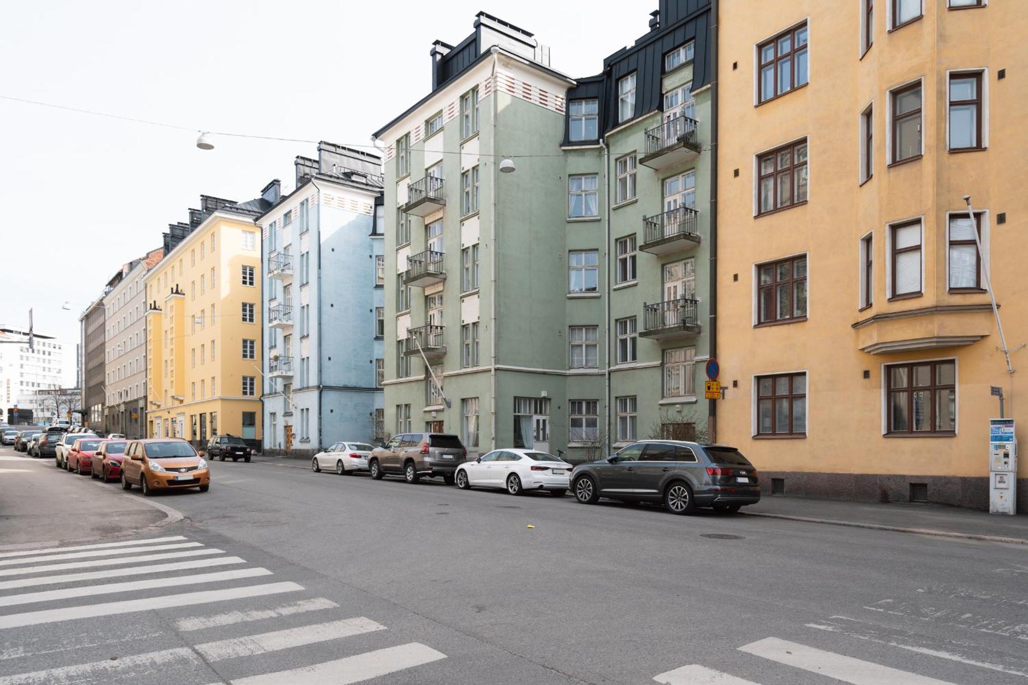 Vintage 1Br Apt In Kamppi With Perfect Location Apartment